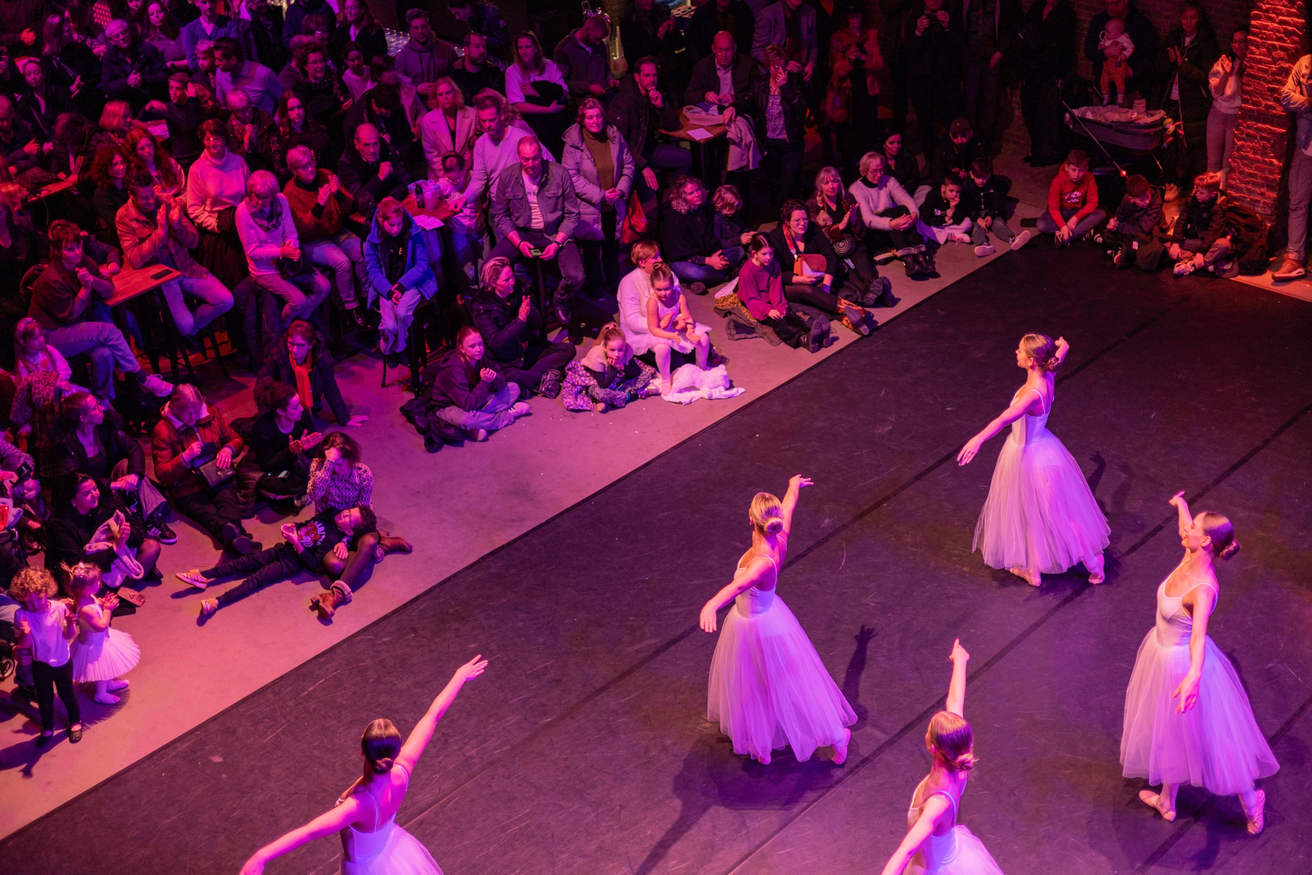 Nacht_vd_Noordkade_2025_©PienDüthmann_1